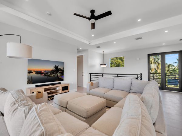 Luxurious Waterfront Retreat in Coco Plum - 5-Bedroom, Private Pool & Dock