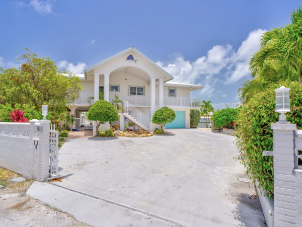 Key Colony Beach Four  Bedroom Waterfront Estate Home Pool Views Views Views! Key Colony Beach