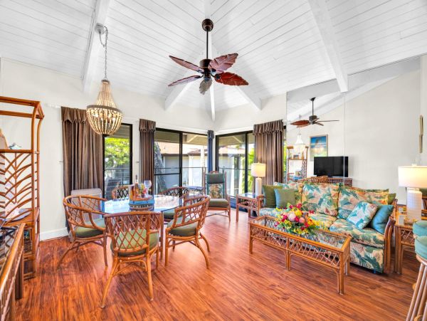 Luxurious Napili Getaway - Perfect for Families and Groups