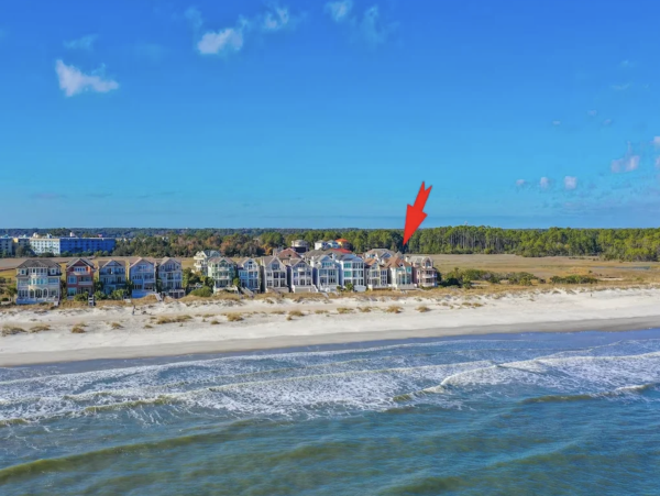 Hilton Head Luxury Mansion Pool Steps to Beach