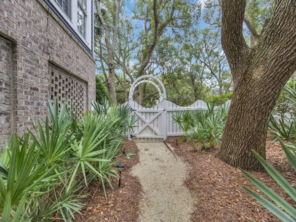 Luxury Beach Home in Debordieu Colony - 7-Brdrooms & Resort Amenities