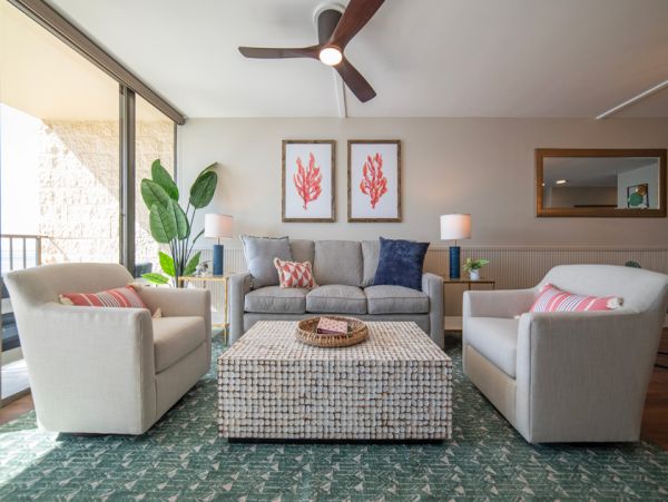Luxurious Beachfront Condo with Stunning Ocean Views in Wailuku