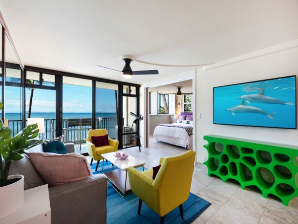 Luxurious Beachfront Condo with Stunning Views in Wailuku