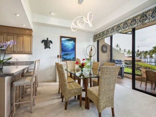 Maui Beachfront Vacation Rental - Wailea Oceanfront Condo