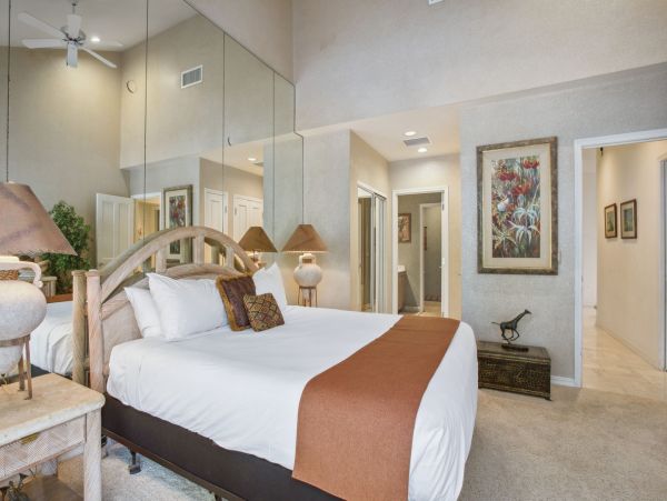 Maui Beachfront Vacation Rental - Wailea Oceanfront Condo