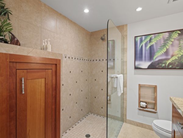 Maui Beachfront Vacation Rental - Wailea Oceanfront Condo