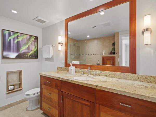 Maui Beachfront Vacation Rental - Wailea Oceanfront Condo