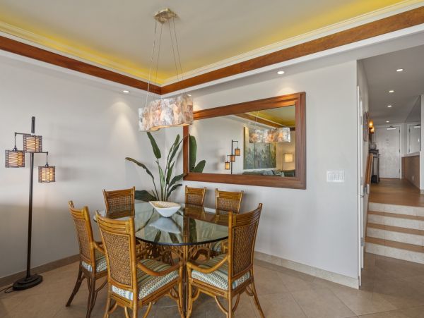 Maui Beachfront Vacation Rental - Wailea Oceanfront Condo