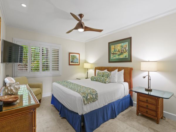 Maui Beachfront Vacation Rental - Wailea Oceanfront Condo