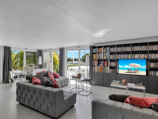 Luxurious Tropical Retreat in Key Largo - Private Waterfront Home