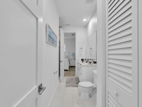 Luxury 5-Bedroom Vacation Rental in Marathon, FL - Private Pool & Dock
