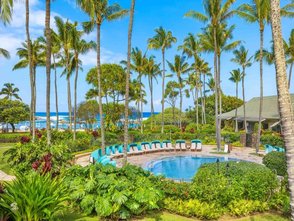 Luxury Bay Condo Oceanfront & Great Amenities