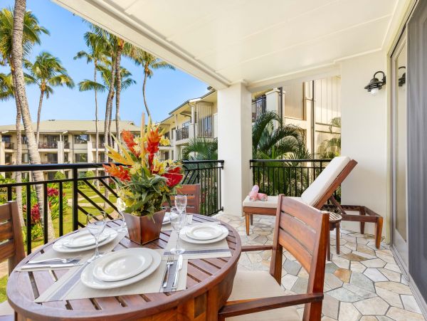 Luxury Bay Condo Oceanfront & Great Amenities