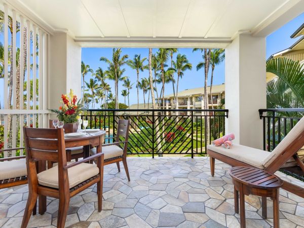 Luxury Bay Condo Oceanfront & Great Amenities