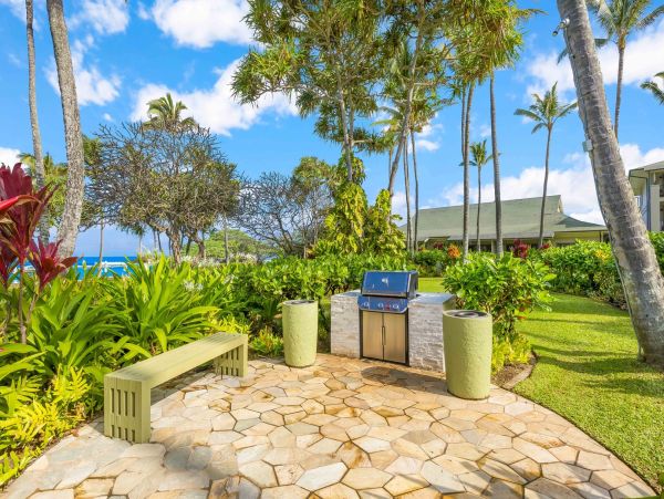 Luxury Bay Condo Oceanfront & Great Amenities