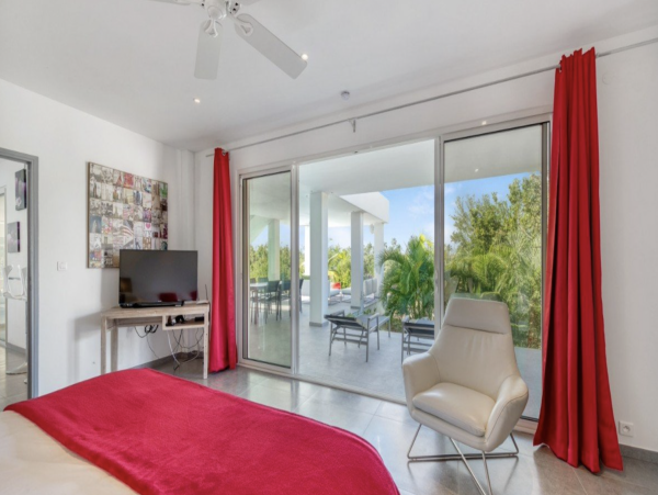 St. Martin luxury Five Bedroom Vacation Rental Villa Pool Sea Views