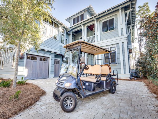 WaterColor Luxury Vacation Rental Pool Amenities Luxury- Main House & Guest Carriage House