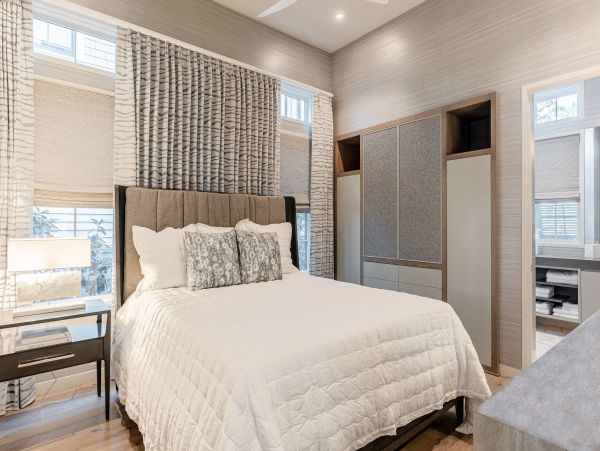 WaterColor Luxury Vacation Rental Pool Amenities Luxury- Main House & Guest Carriage House
