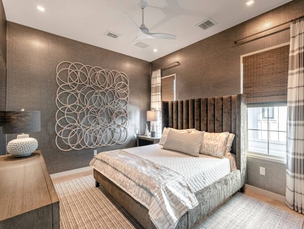 WaterColor Luxury Vacation Rental Pool Amenities Luxury- Main House & Guest Carriage House