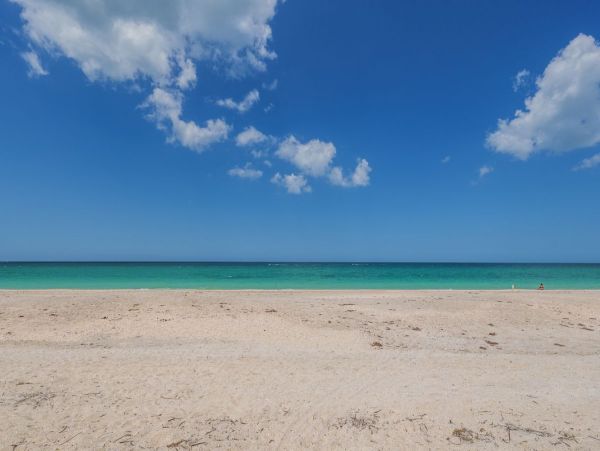 Luxurious Casey Key Vacation Rental - Beachfront Home 6-Bedroom