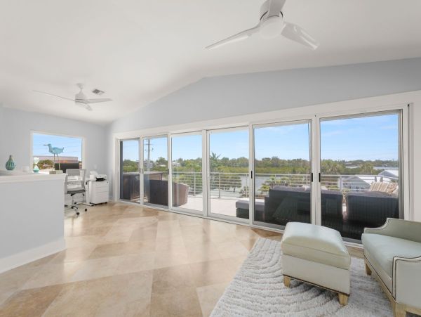 Luxurious Casey Key Vacation Rental - Beachfront Home 6-Bedroom