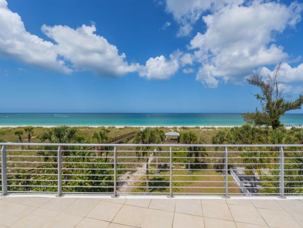 Luxurious Casey Key Vacation Rental - Beachfront Home 6-Bedroom