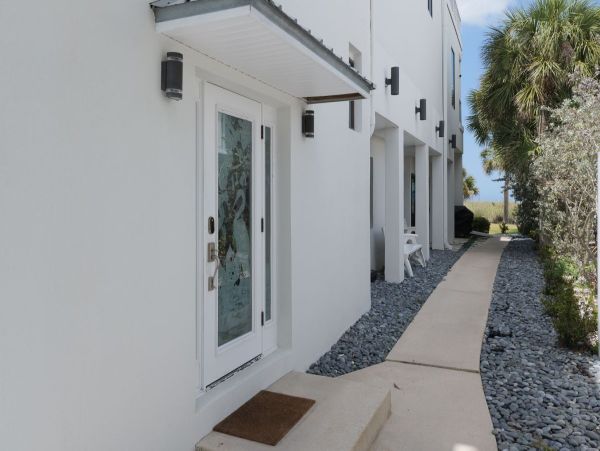 Luxurious Casey Key Vacation Rental - Beachfront Home 6-Bedroom