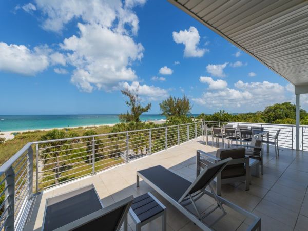 Luxurious Casey Key Vacation Rental - Beachfront Home 6-Bedroom