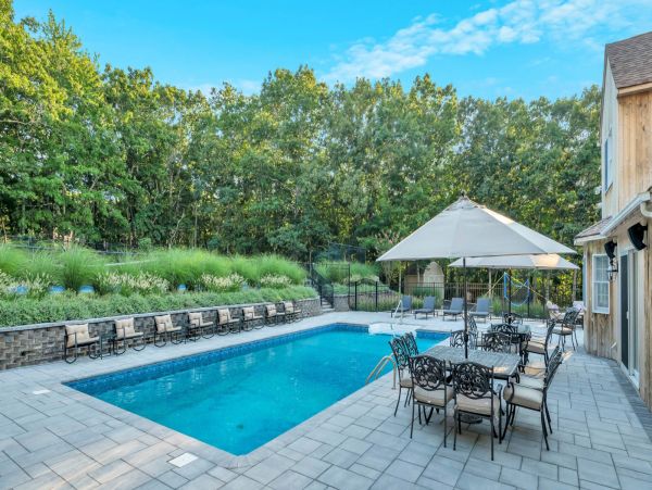 Sag Harbor Luxury Vacation Rental - Hamptons Retreat with Pool & Courts