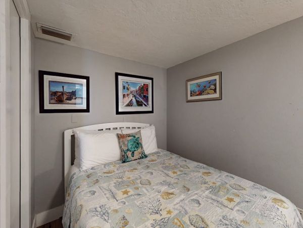 Siesta Key Beachfront Condo Rental - Luxury Penthouse with Panoramic Views