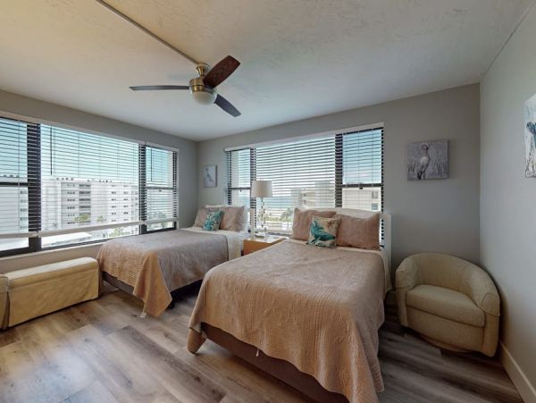 Siesta Key Beachfront Condo Rental - Luxury Penthouse with Panoramic Views