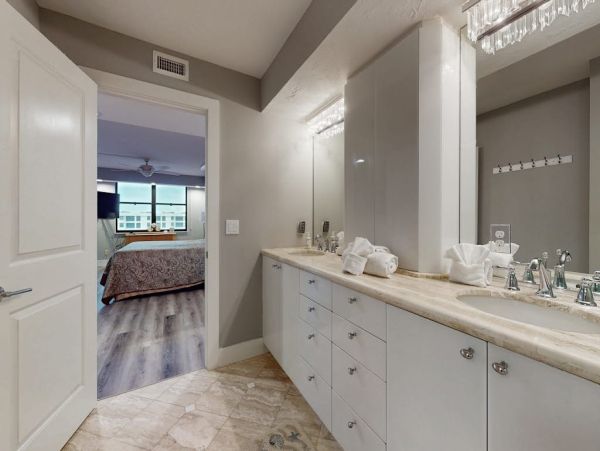 Siesta Key Beachfront Condo Rental - Luxury Penthouse with Panoramic Views