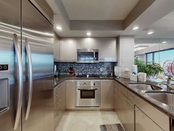 Siesta Key Beachfront Condo Rental - Luxury Penthouse with Panoramic Views