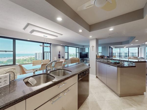 Siesta Key Beachfront Condo Rental - Luxury Penthouse with Panoramic Views