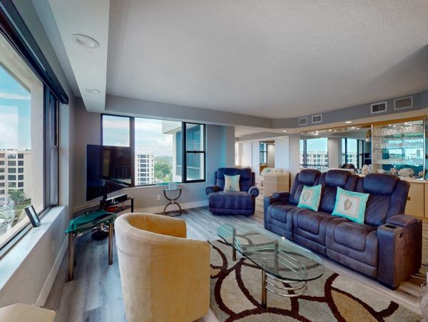 Siesta Key Beachfront Condo Rental - Luxury Penthouse with Panoramic Views