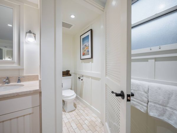 Oahu Three Bedroom Rental Pool Views Ocean, Beach