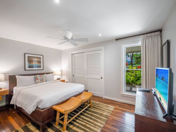 Oahu Three Bedroom Rental Pool Views Ocean, Beach