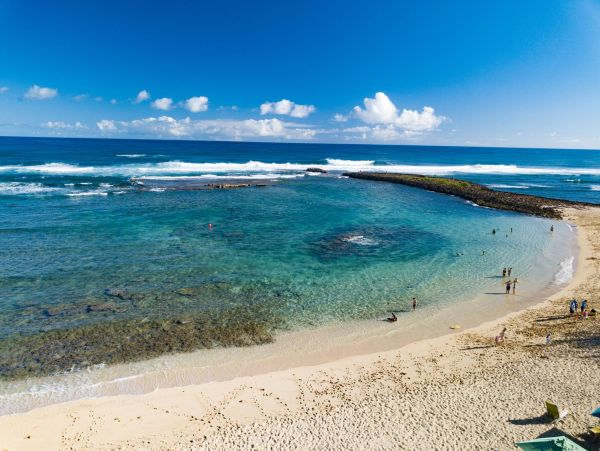 Oahu Three Bedroom Rental Pool Views Ocean, Beach