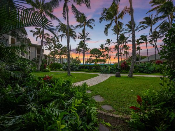 Oceanfront Villa  – Luxury North Shore Hawaii Vacation Rental