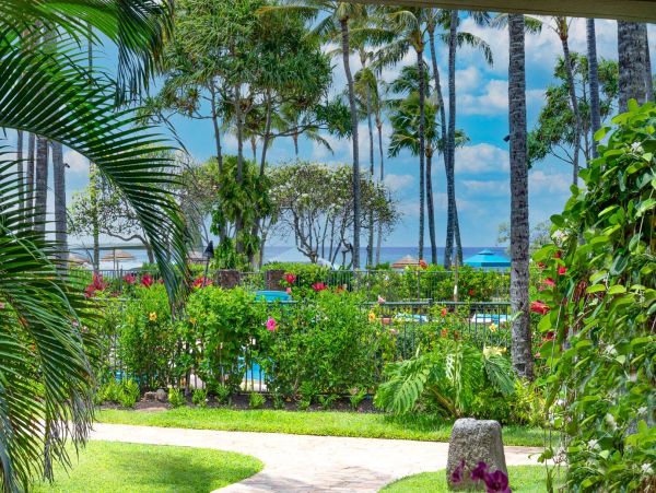 Oceanfront Villa  – Luxury North Shore Hawaii Vacation Rental