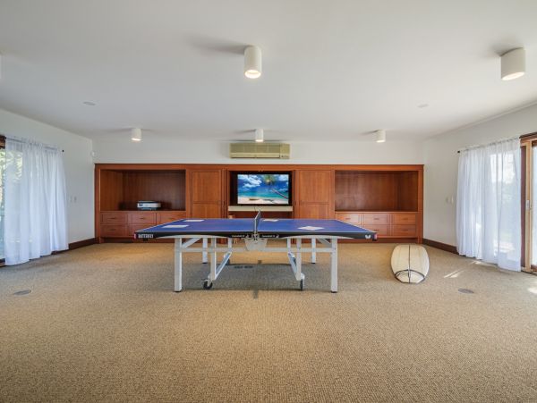 Waianae Beachfront Monthly Rental – Authentic Oahu Vacation Estate