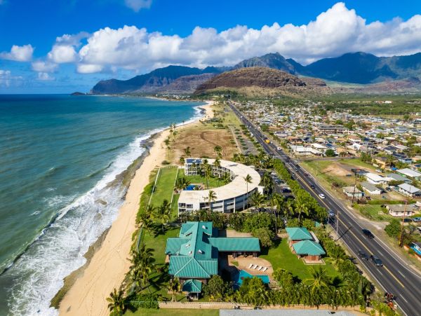Waianae Beachfront Monthly Rental – Authentic Oahu Vacation Estate