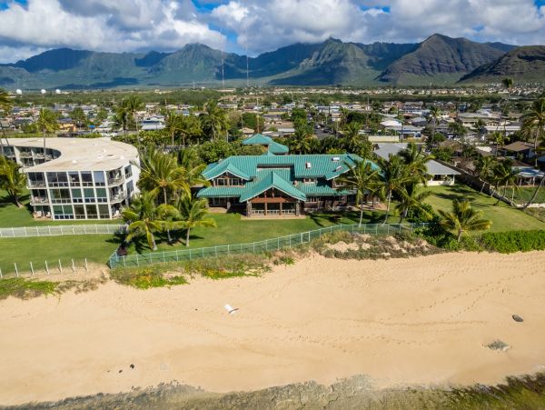 Waianae Beachfront Monthly Rental – Authentic Oahu Vacation Estate