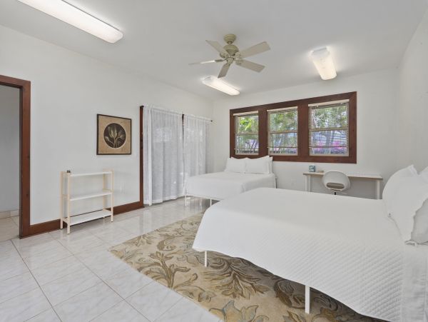 Waianae Beachfront Monthly Rental – Authentic Oahu Vacation Estate