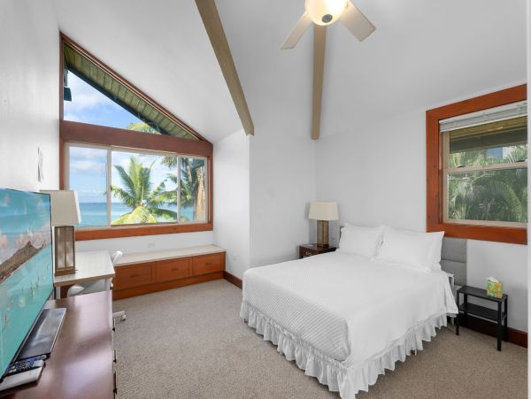 Waianae Beachfront Monthly Rental – Authentic Oahu Vacation Estate