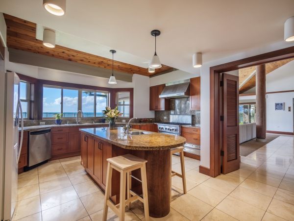 Waianae Beachfront Monthly Rental – Authentic Oahu Vacation Estate