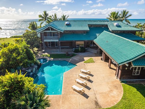 Waianae Beachfront Monthly Rental – Authentic Oahu Vacation Estate
