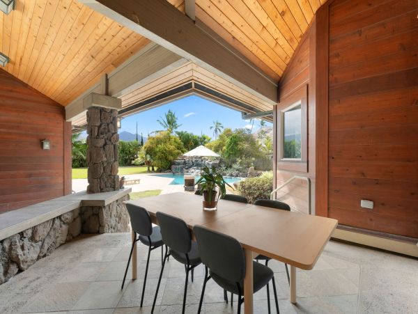 Waianae Beachfront Monthly Rental – Authentic Oahu Vacation Estate