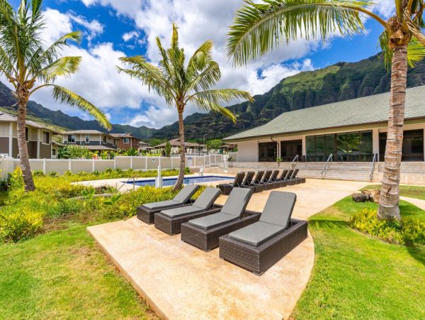 Waianae Vacation Rental – Makaha Valley Luxury Homes for Group Getaways