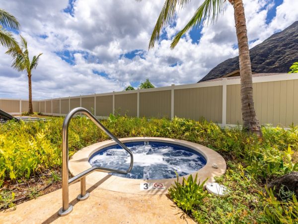 Waianae Vacation Rental – Makaha Valley Luxury Homes for Group Getaways